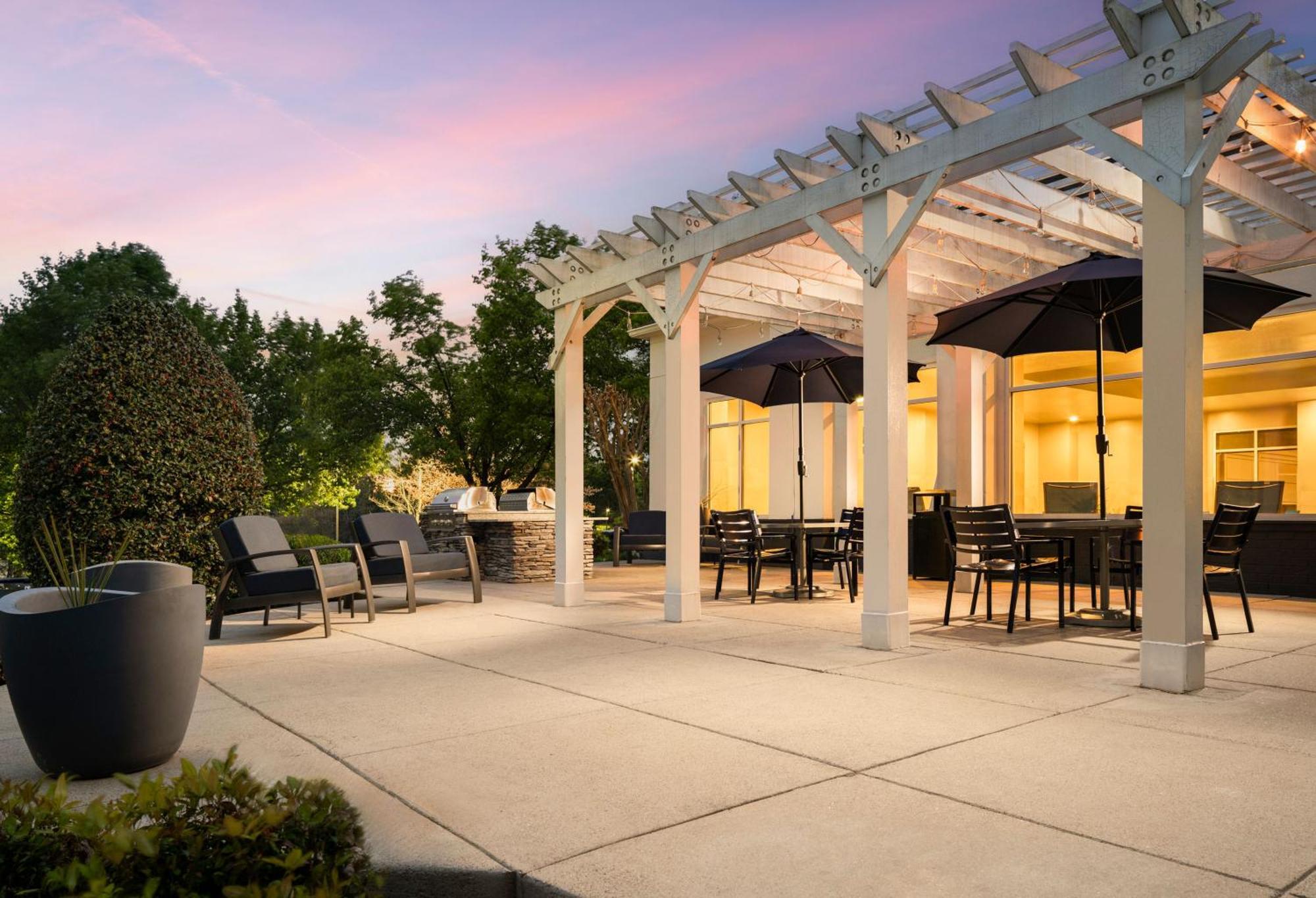 Homewood Suites By Hilton Chester Eksteriør bilde